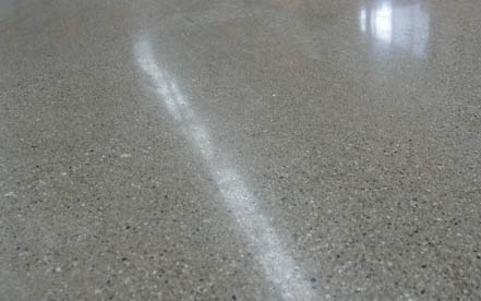 金剛砂超耐磨地坪為什么越來越多的工廠會采用？