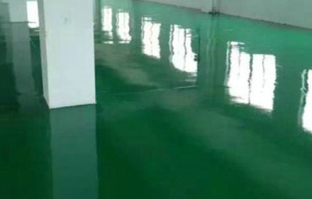 什么樣的地坪是環(huán)氧自流平地坪？有什么特點？